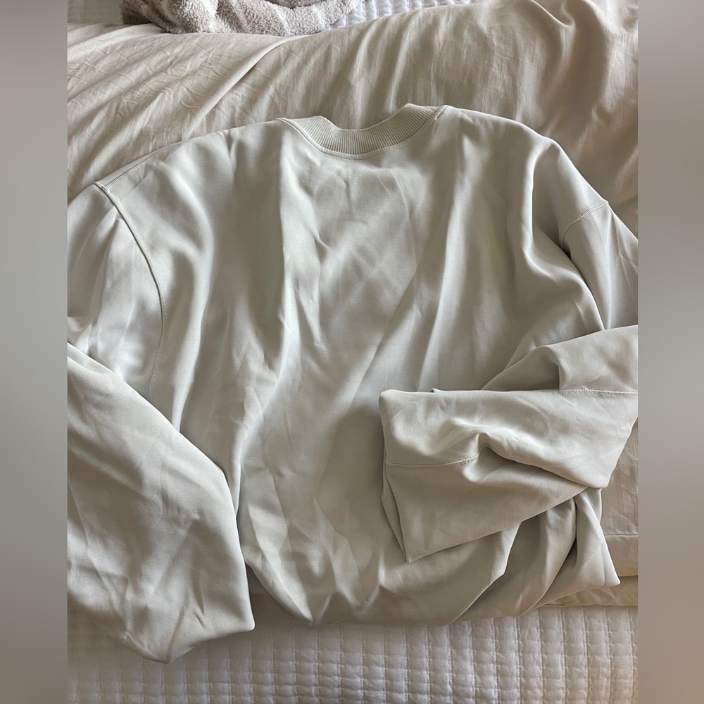Lululemon Softstreme Voluminous Pullover - image 4